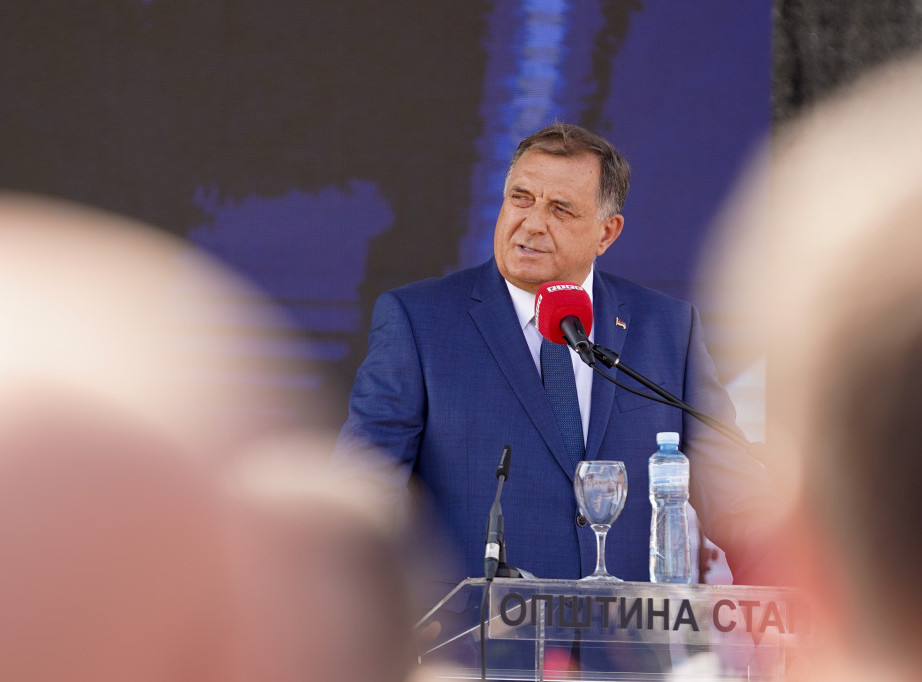 Dodik: Neće biti usklađivanja s viznim režimom EU