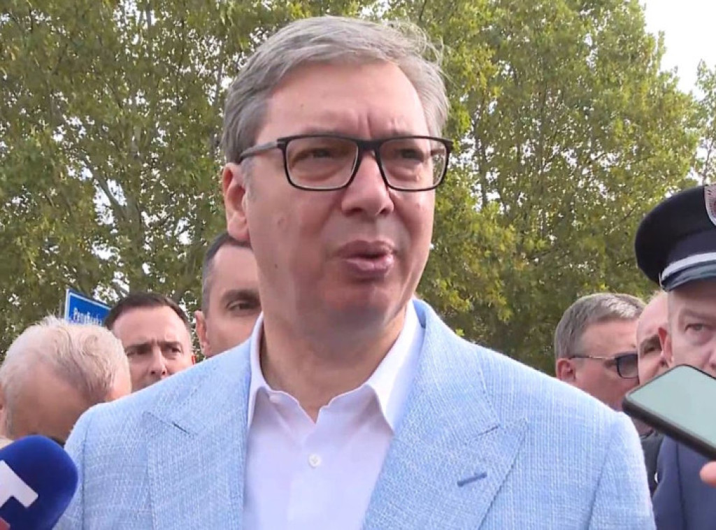 Brussels knows which side is blocking dialogue - Vucic tells Politico