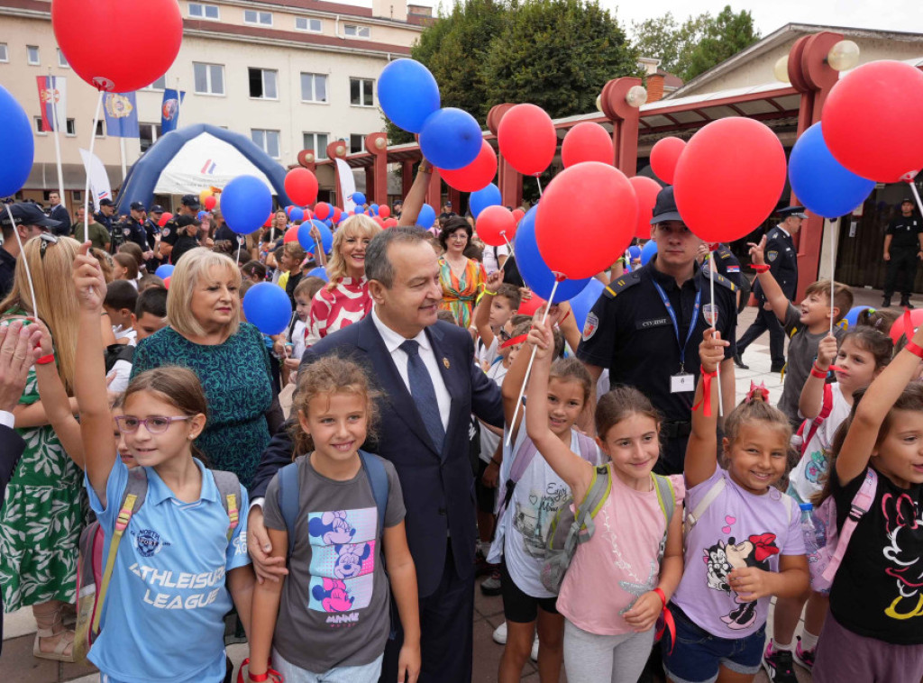 Dačić: Bezbednost dece i učenika prioritet Ministarstva unutrašnjih poslova