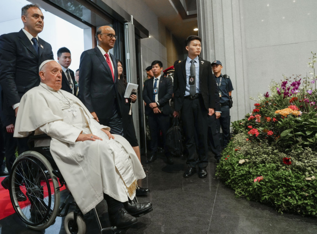 Papa Franja u Singapuru pozvao na pravedne plate za radnike migrante