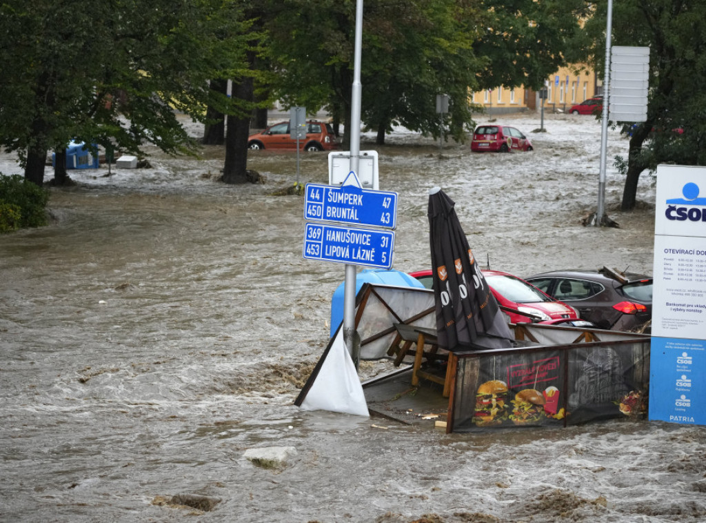 Hiljade ljudi evakuisano u Donjoj Austriji, Poljskoj i Češkoj, Dunav raste