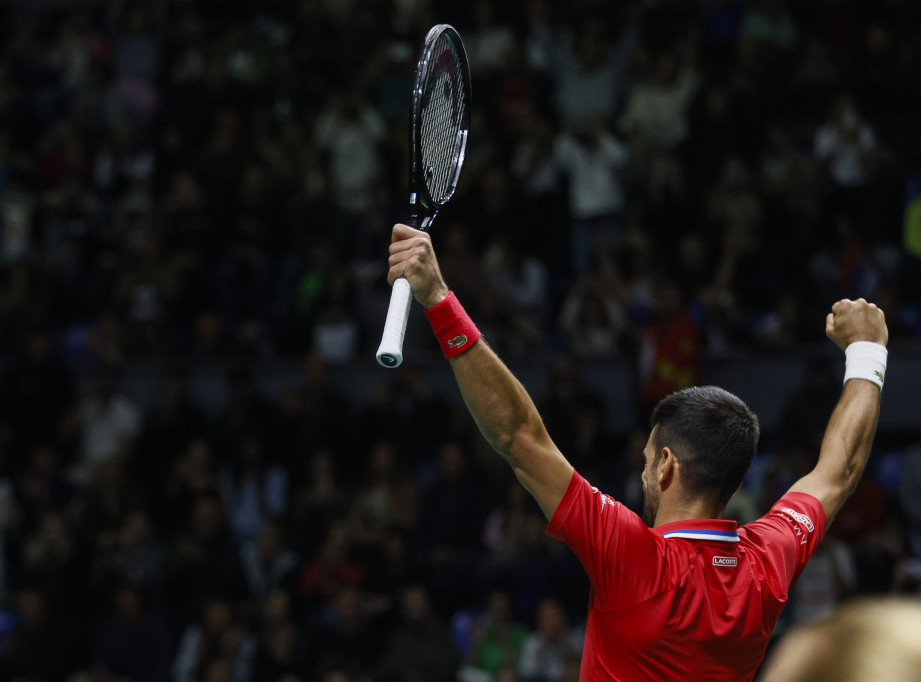 Novak Đoković danas igra protiv Aleksa Mikelsena u drugom kolu Mastersa u Šangaju