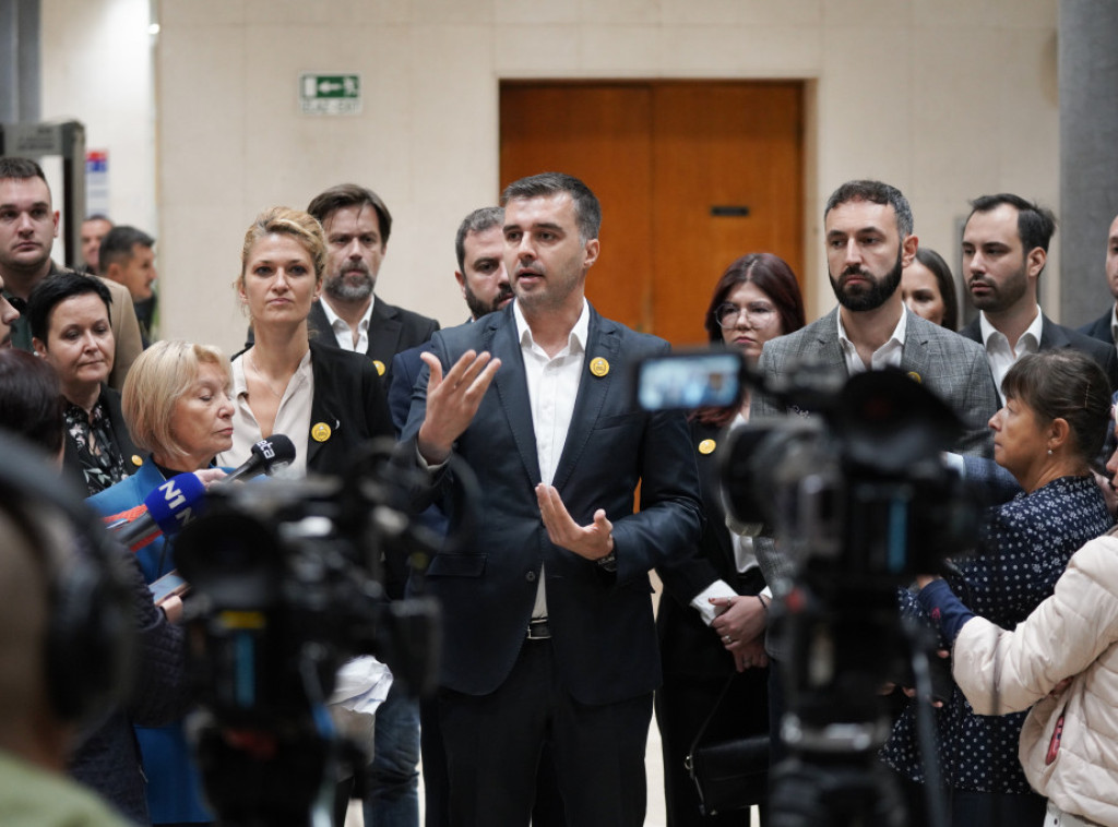 Manojlović: Kreni promeni se vraća u gradski parlament