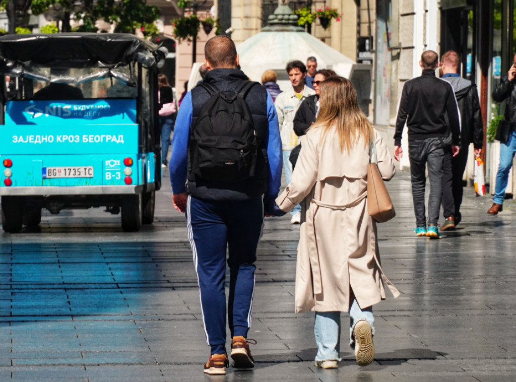 U Srbiji danas na severu pretežno sunčano, na jugu kiša i lokalni pljuskovi