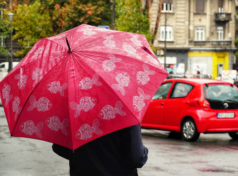 Danas umereno do potpuno oblačno vreme, mestimično s kišom, najviša temperatura do 24 stepena