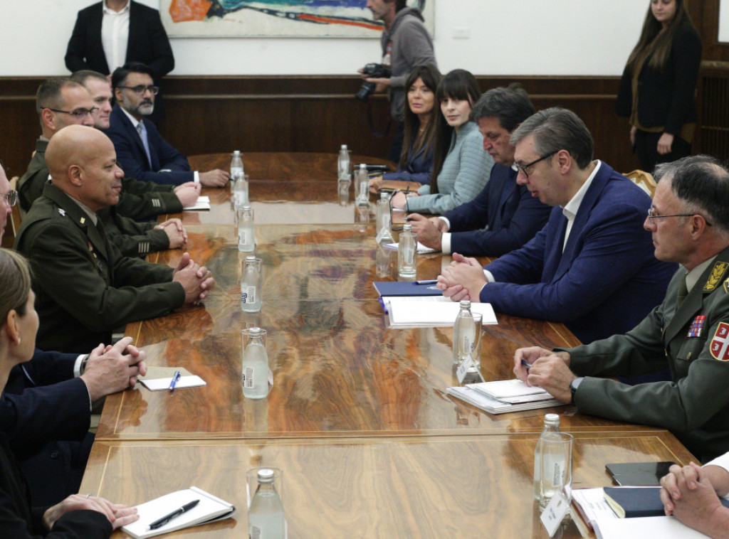 Vucic receives Ohio National Guard commander