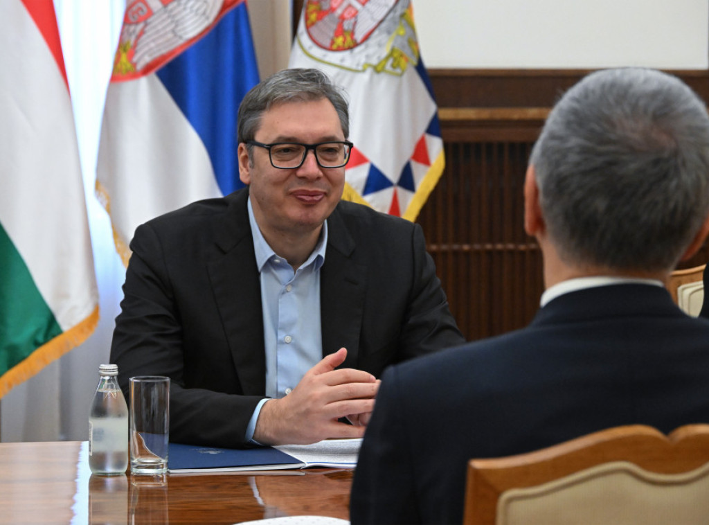 Vucic: Serbia, Hungary example of successful cooperation, neighbourly ties