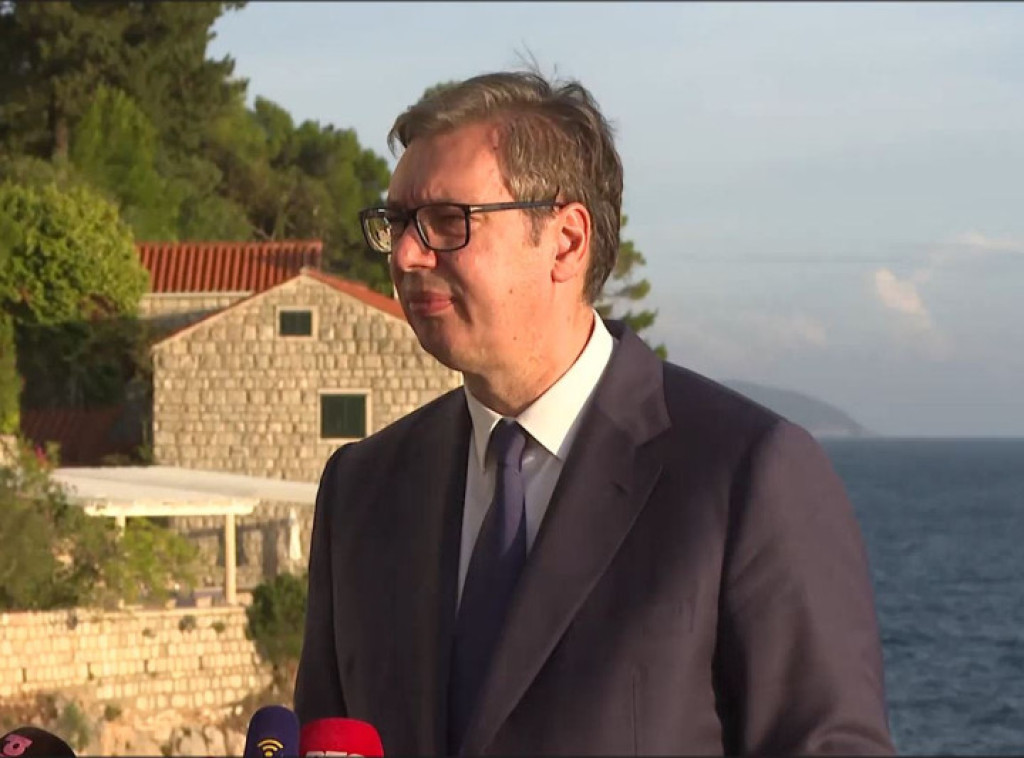 Vučić: Srbija uspela da izmeni neke tačke deklaracije, ostajemo bez sankcija Rusiji