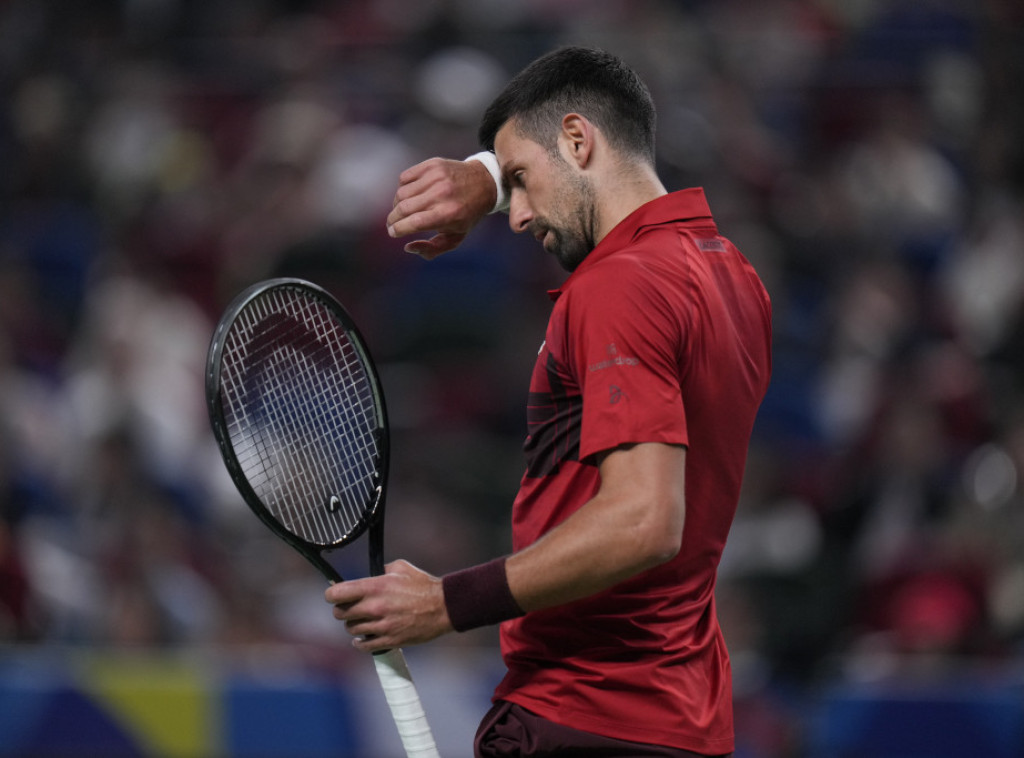 Novak Đoković danas igra protiv Tejlora Frica u polufinalu Mastersa u Šangaju