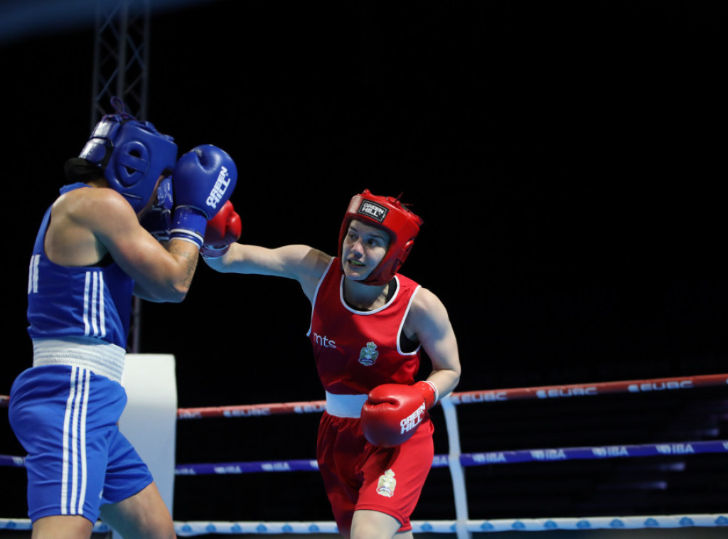 Sedam medalja za srpske boksere i bokserke na EP za mlađe seniore u Sofiji