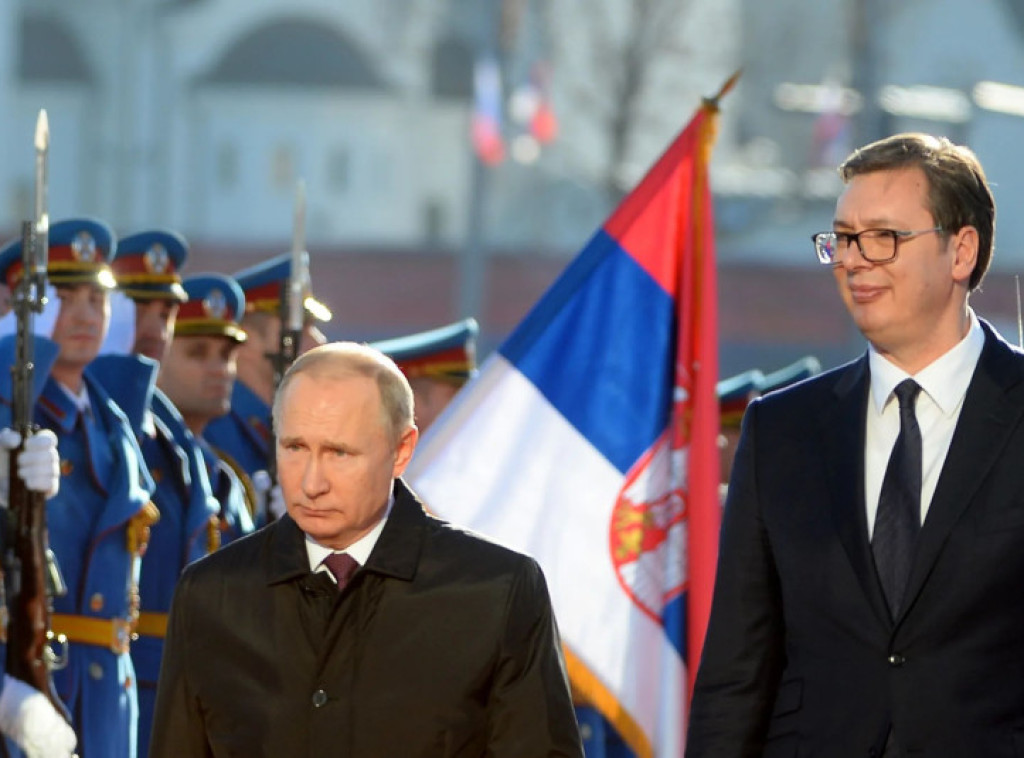 Putin invites Vucic to Moscow