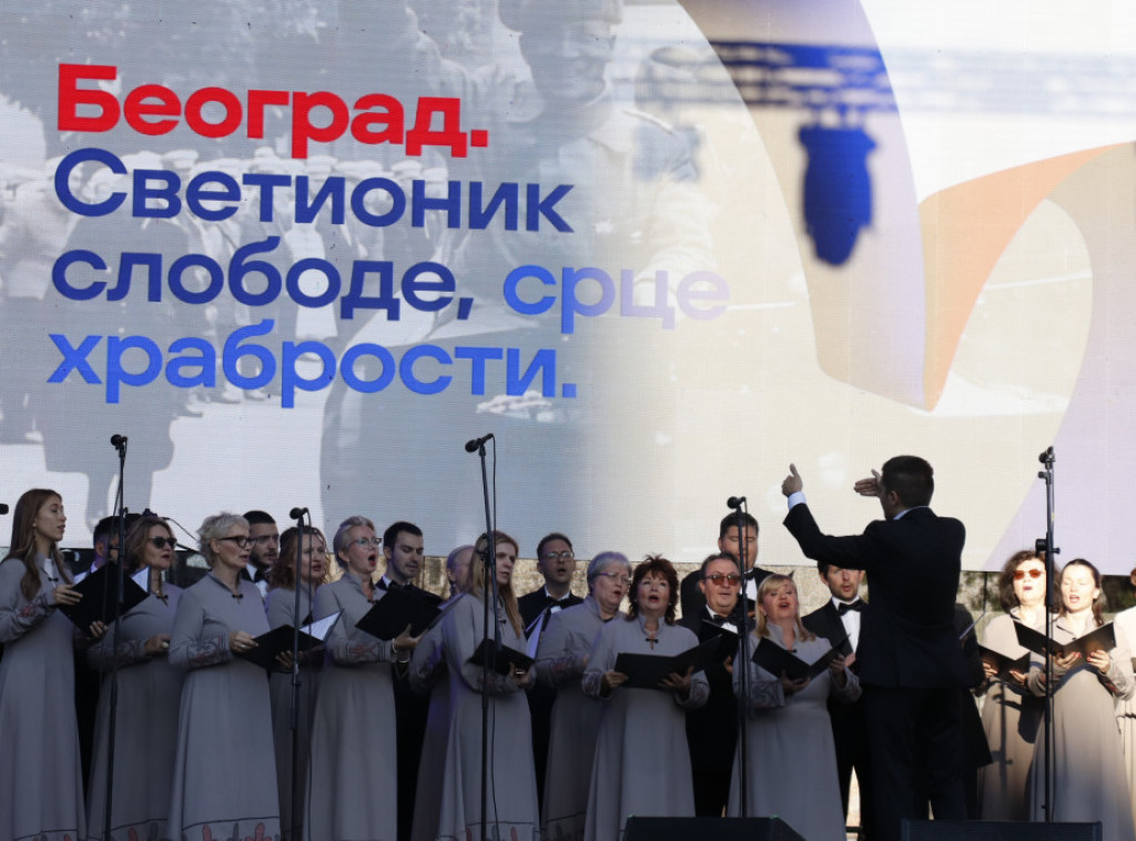 Koncert umetnika iz Srbije i gostiju iz Rusije na Trgu Republike