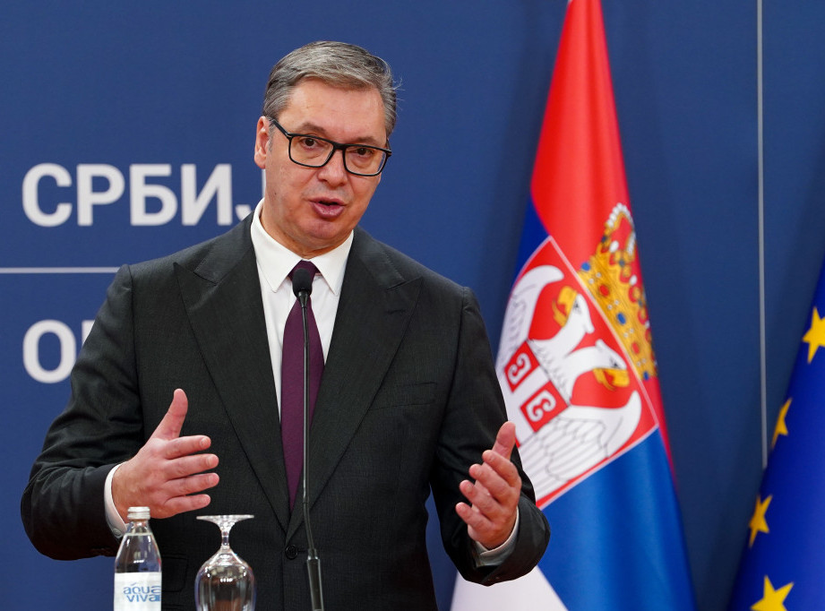 Vučić: Ne postoji nijedan košarkaški klub u Evropi sa većom podrškom države od Zvezde i Partizana