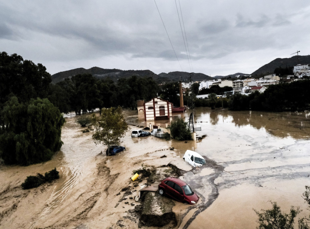 Poplave pogodile Španiju, vlasti izdale upozorenja za Valensiju i Andaluziju