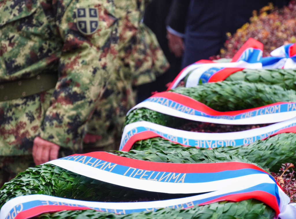 Wreaths laid at WWI Armistice Day commemorations in Belgrade