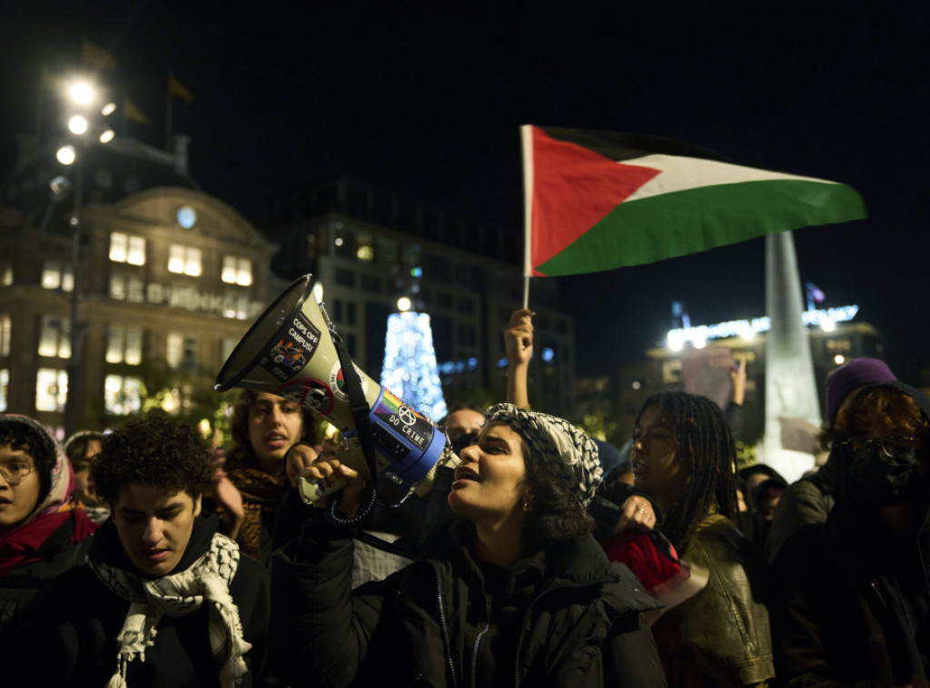 Holandska policija hapsila pro-palestinske demonstrante u Amsterdamu