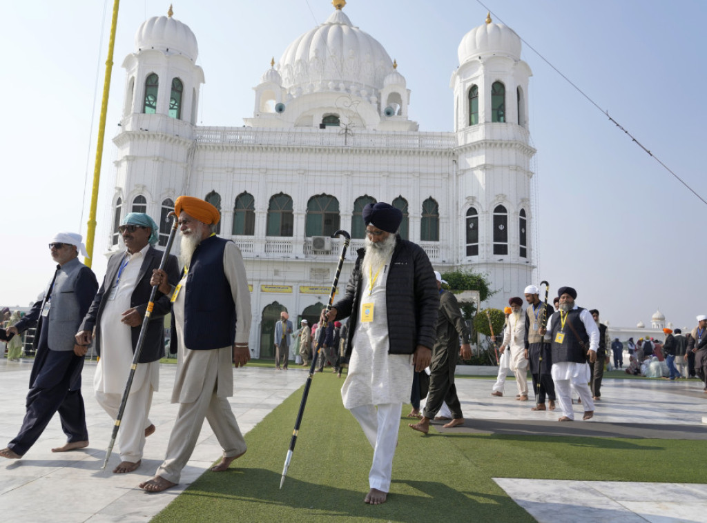 Hiljade hodočasnika Sika na obeležavanju rođenja Guru Nanaka u Pakistanu