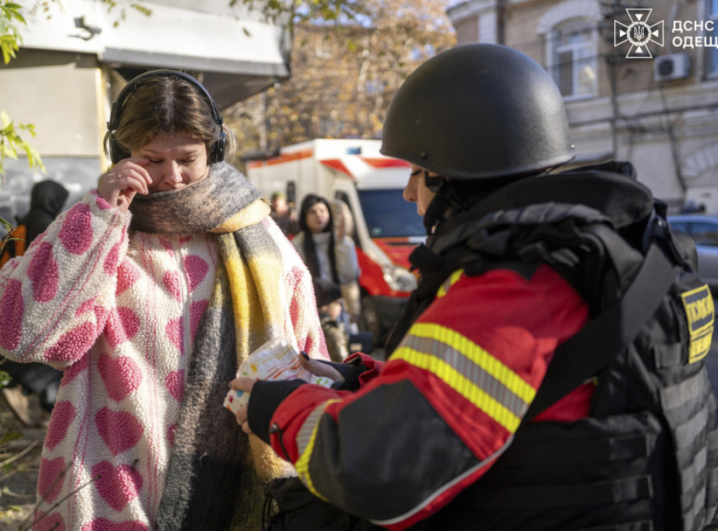 Ukrajina:U napadima ruskih dronova tokom noći povređeno najmanje osam ljudi