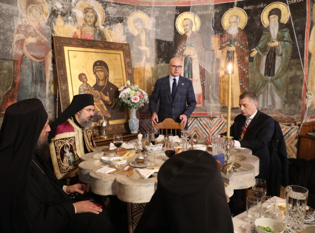 Vucevic visits Hilandar monastery