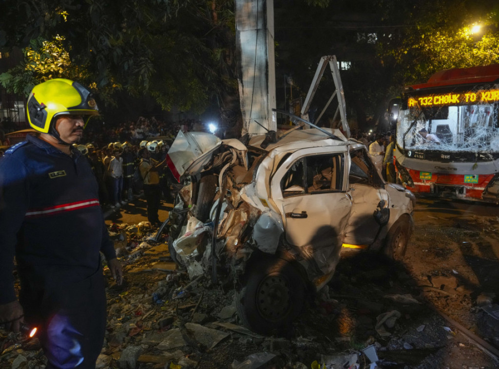 Indija: Autobus pokosio pešake, najmanje šest osoba poginulo, 49 povređeno