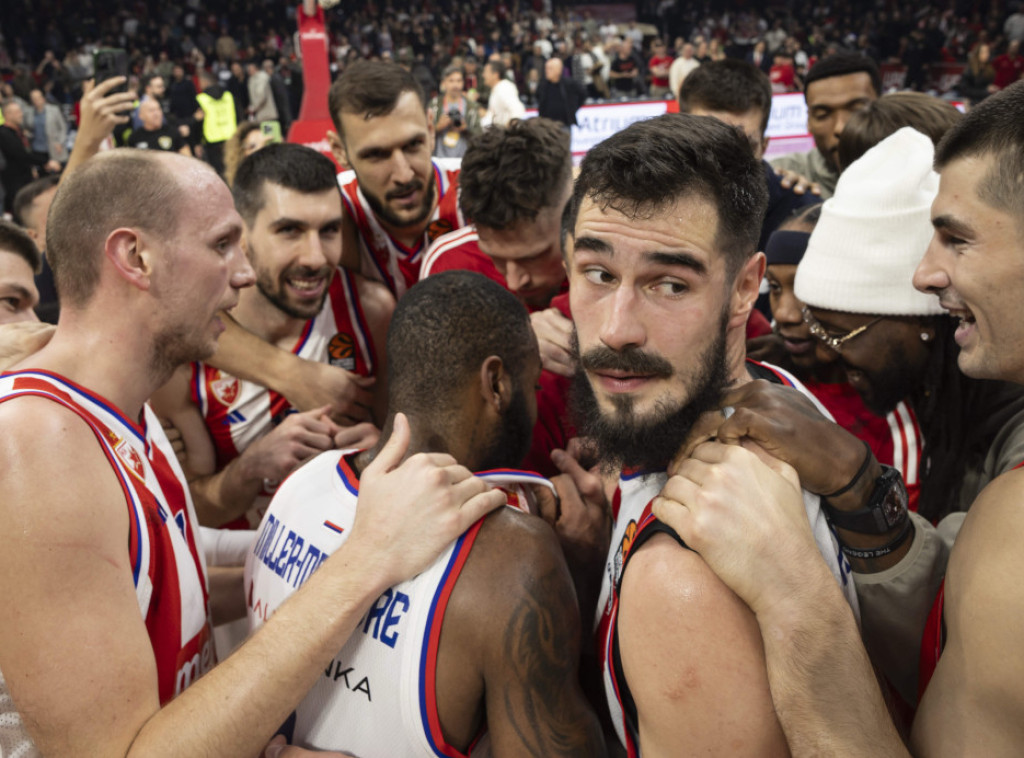 Košarkaši Crvene zvezde pobedili Olimpijakos u 15. kolu Evrolige