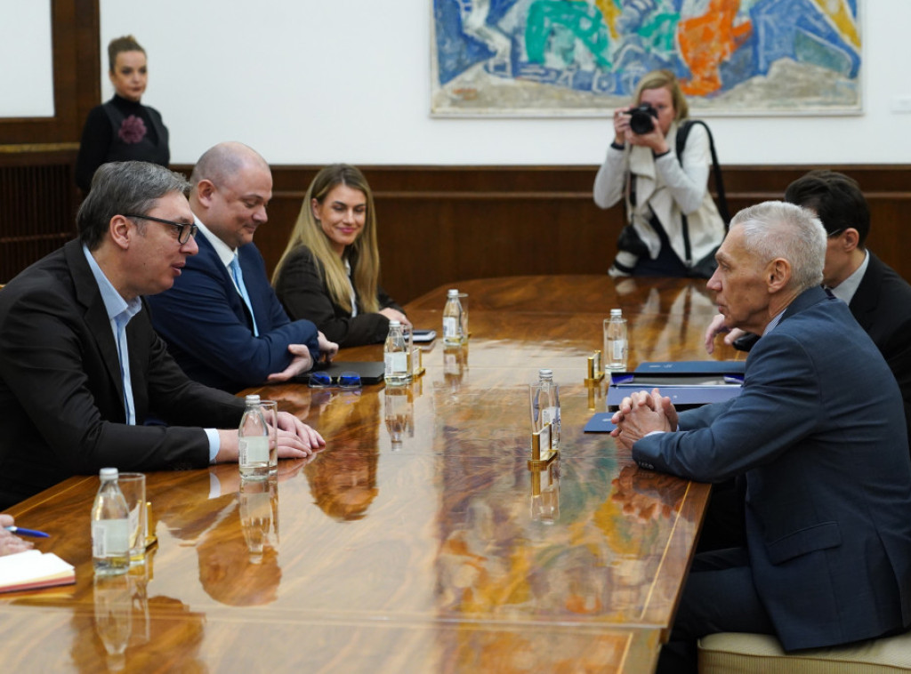 Vucic receives Botsan-Kharchenko