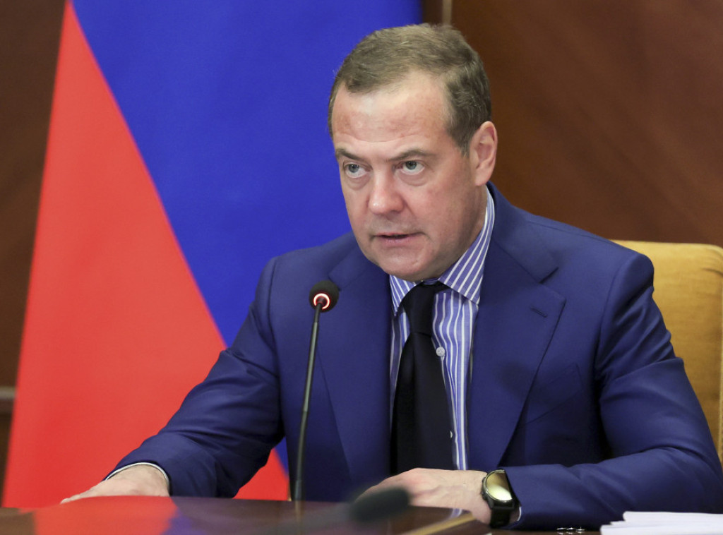 Dmitrij Medvedev: Direktan sukob Rusije i SAD vodio bi u svetski nuklearni rat