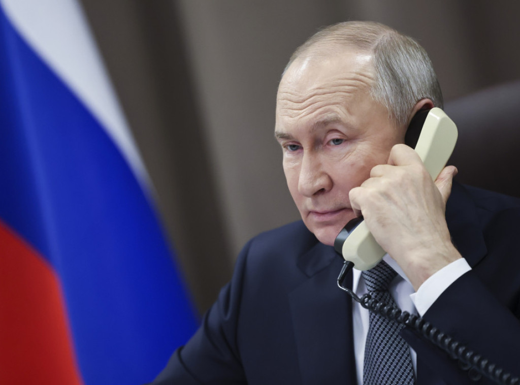 Putin razgovarao telefonom sa Alijevim o padu putničkog aviona Azerbejdžan erlajnsa