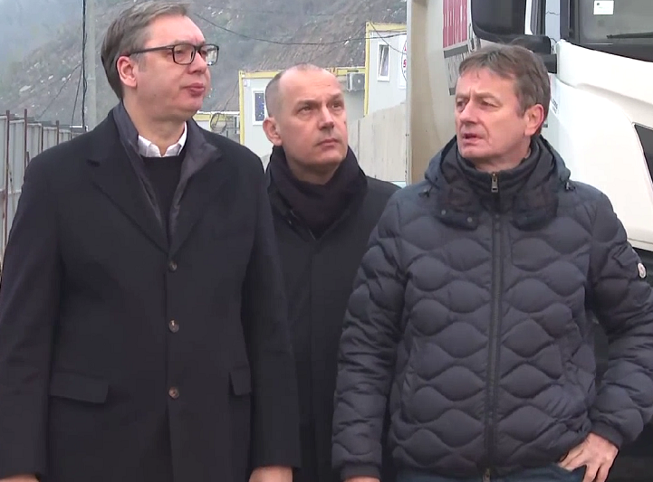 Vučić obilazi gradilište Dečije bolnice Tiršova 2