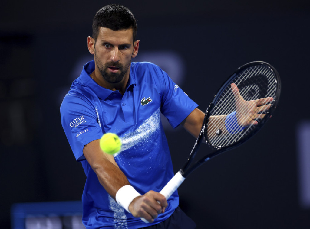 Djokovic beats Monfils to advance to Brisbane quarter-finals