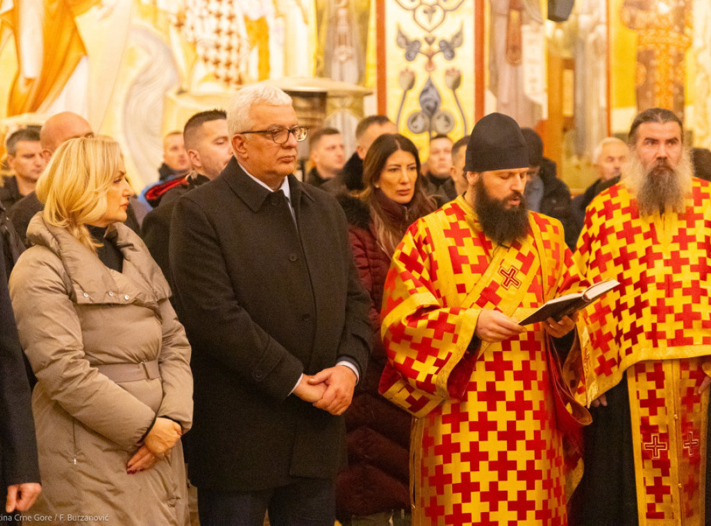 Mandić: Ujedinjeni u molitvi za stradale u masakru na Cetinju