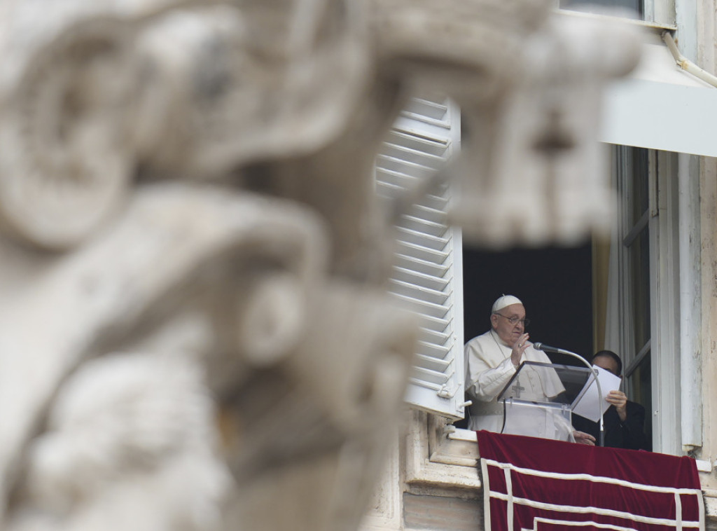 Papa Franja imenovao prvu ženu na čelo kancelarije u Vatikanu