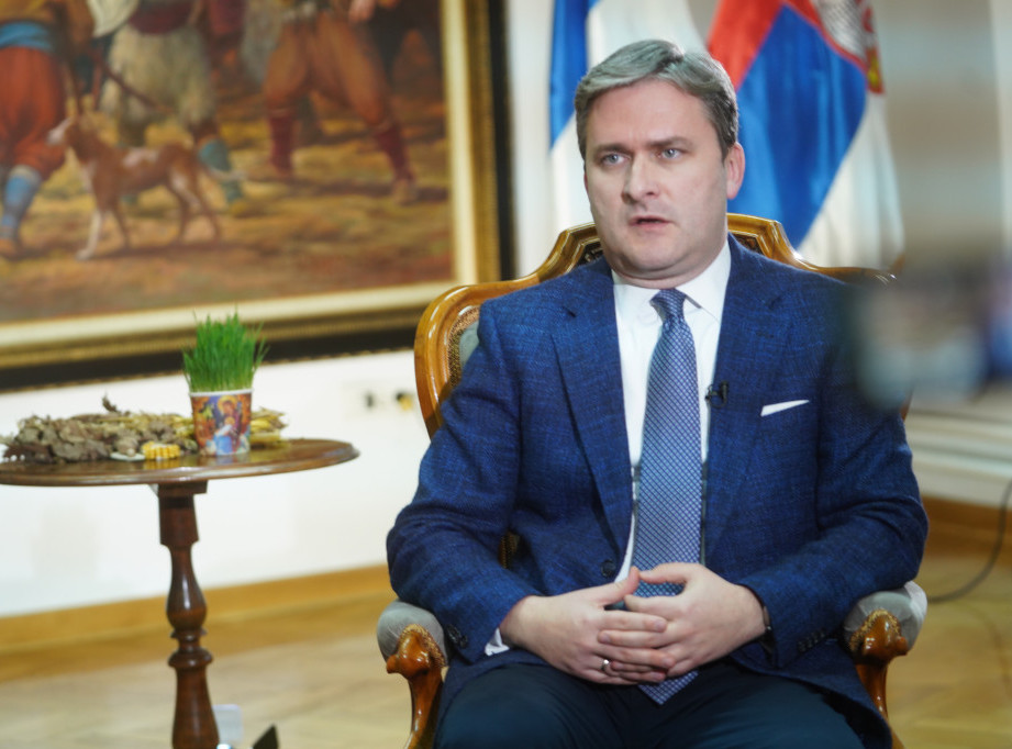 Nikola Selaković: Nadležni organi urgentno da utvrde nezgodu na autu predsednika