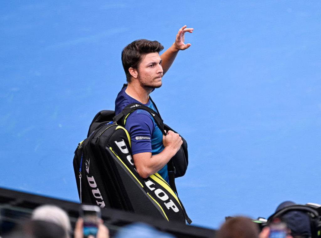 Srpski teniser Miomir Kecmanović u četvrtfinalu ATP turnira u Adelejdu