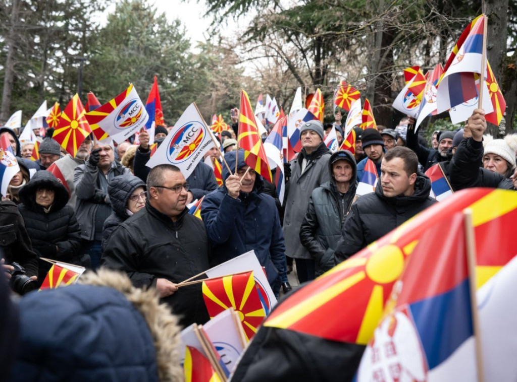 Srbi u Severnoj Makedoniji održali skup u znak podrške predsedniku Vučiću