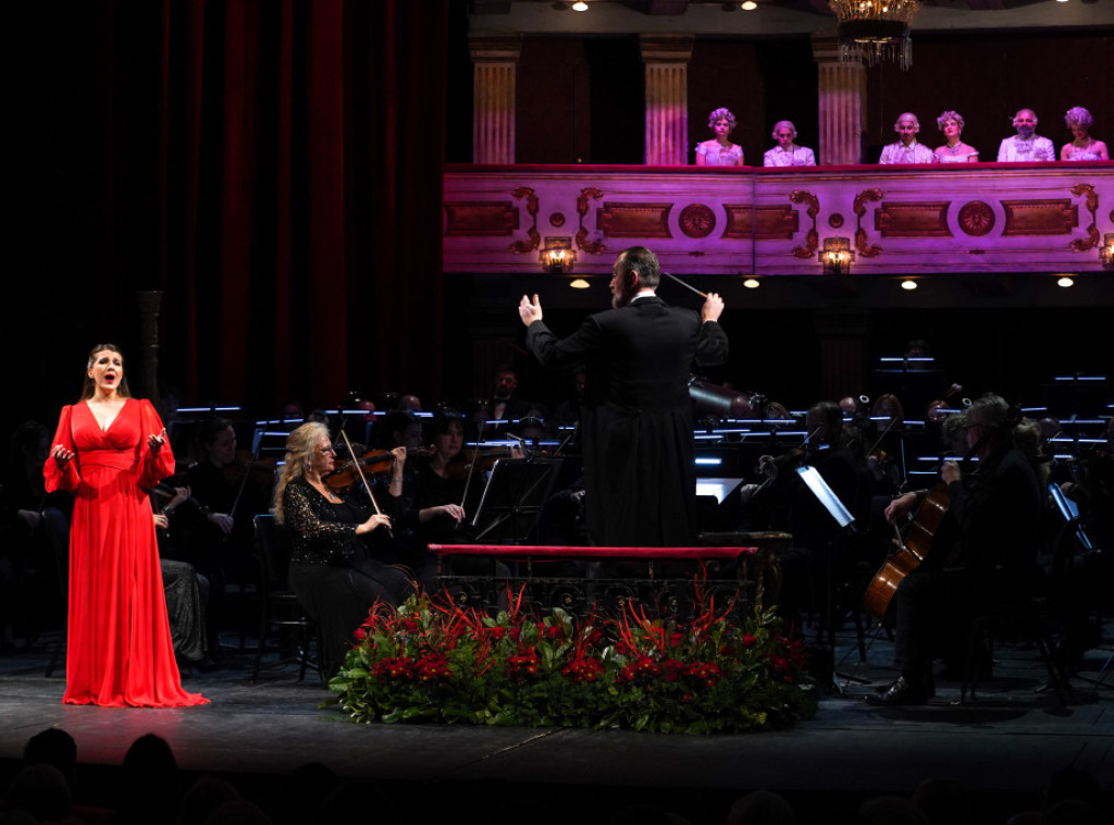 Tradicionalni Novogodišnji gala koncert održan u Narodnom pozorištu