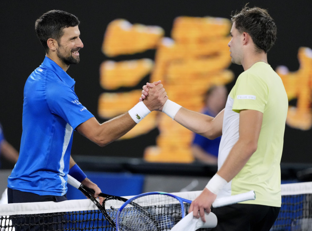 Djokovic beats Faria to advance to Australian Open third round