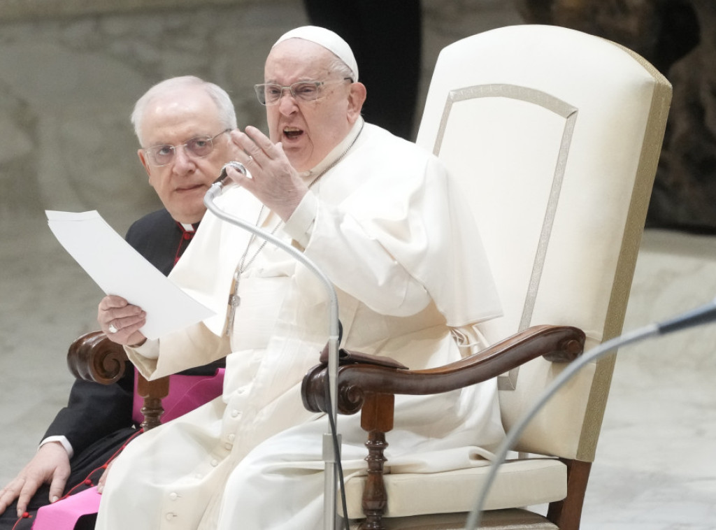 Papa Franja o zlostavljanju dece: To je zločin, ne samo društvena pošast