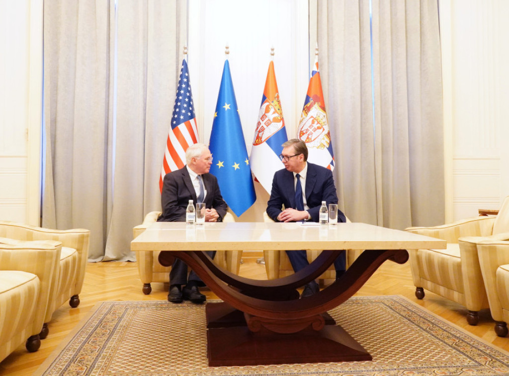 Vucic receives farewell visit from US ambassador