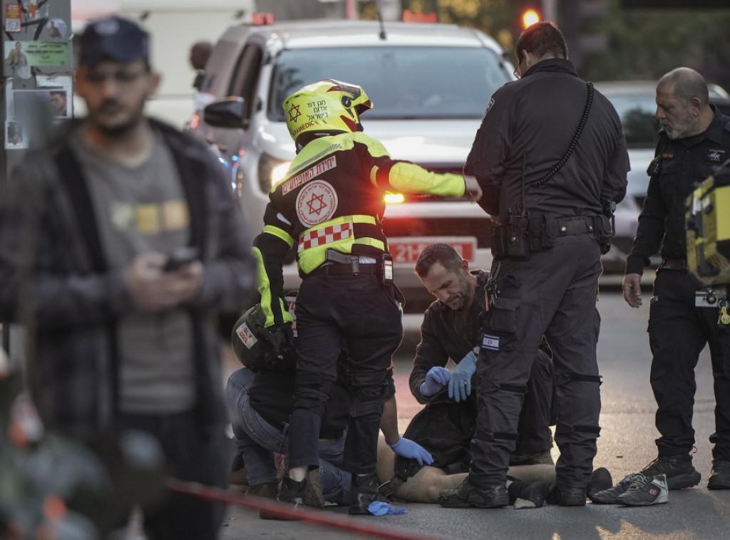 Policija: Ubijen palestinski terorista koji je ranio muškarca nožem u Tel Avivu