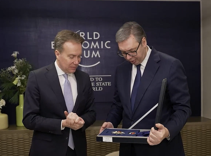 Vucic awards Order of Serbian Flag 1st Class to WEF president