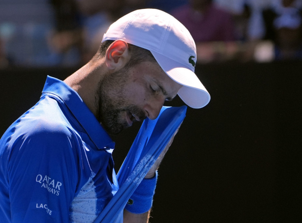 Djokovic retires from Australian Open semi-final