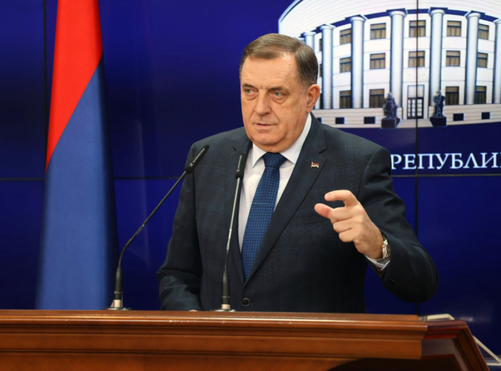 Dodik: Preduzeti najrigoroznije mere protiv onih koji skrnave parlament