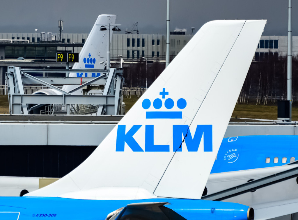 KLM otpušta kancelarijske službenike u okviru smanjenja troškova