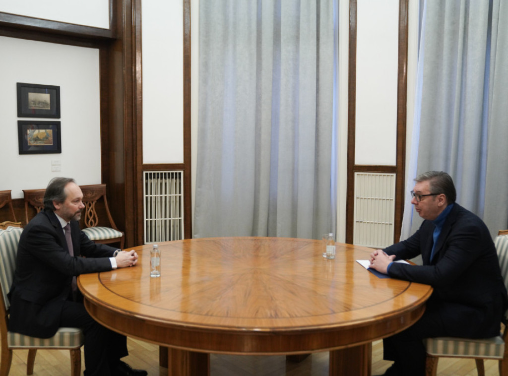 Vucic meets with Giaufret