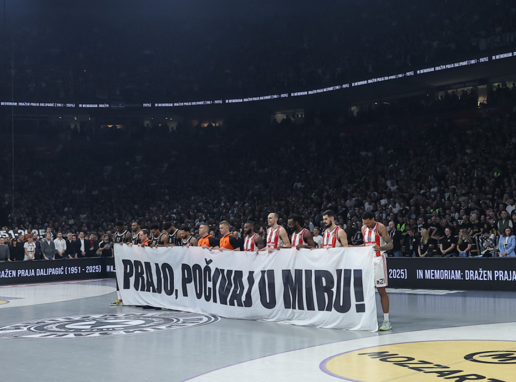 Evroligaški derbi Partizana i Zvezde počeo minutom ćutanja u čast Dražena Dalipagića