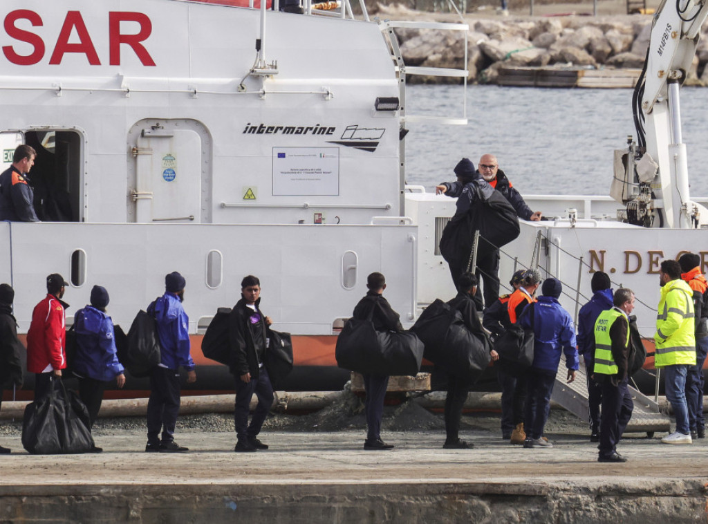 Italijanski sud odbio pritvor azilanata u Albaniji, migranti se vraćaju u Italiju