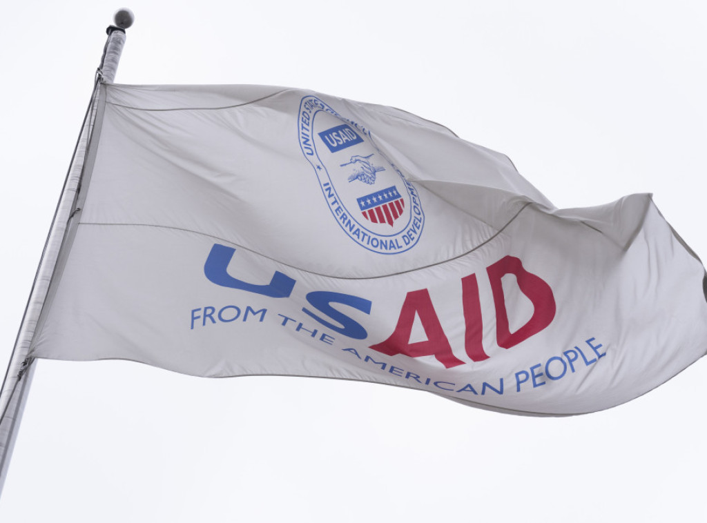 Tramp suspendovao skoro sve zaposlene USAID širom sveta, želi da ugasi organizaciju