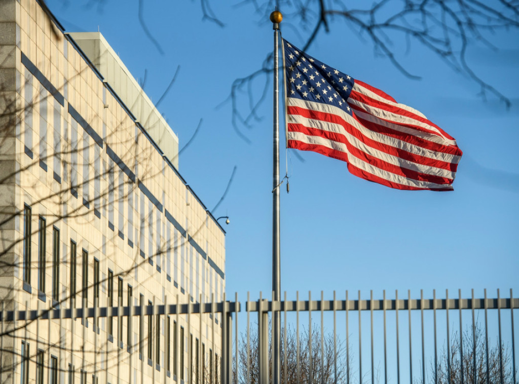 Američka ambasada u Prištini zabrinuta zbog zatvaranja centara za socijalni rad