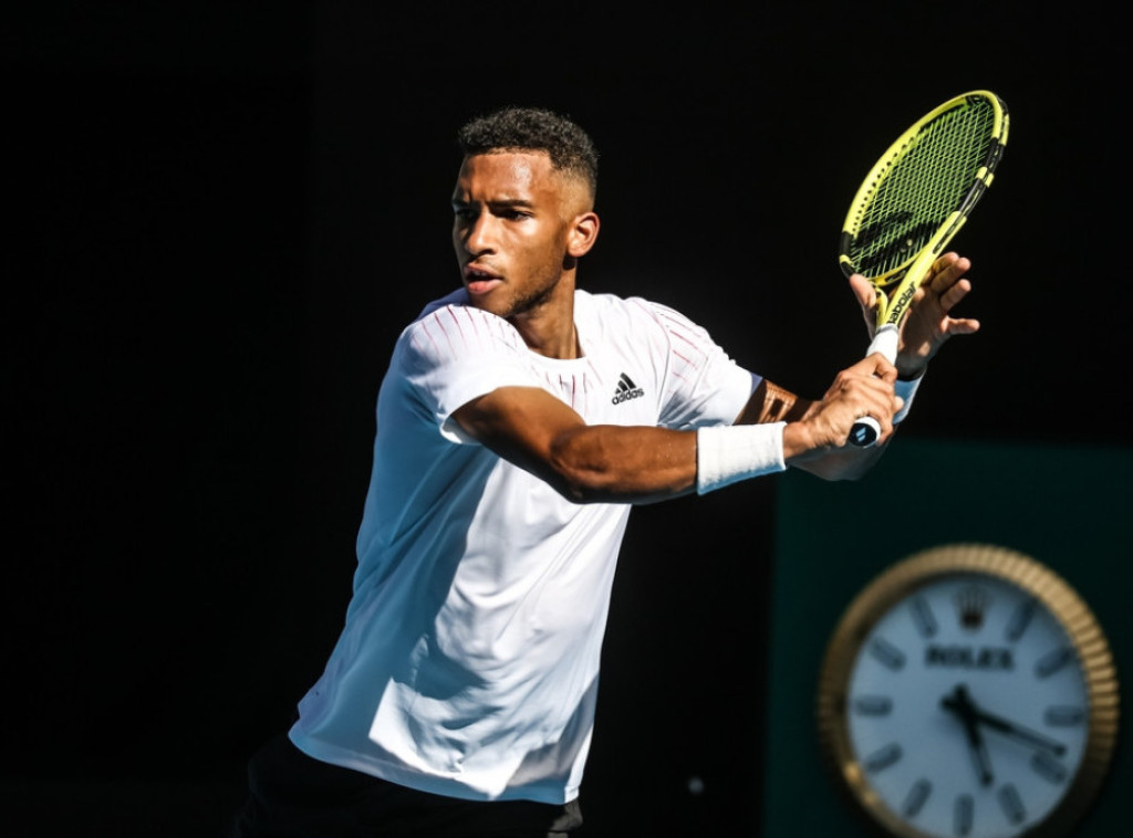 Feliks Ože-Alijasim prvi finalista ATP turnira u Dubaiju